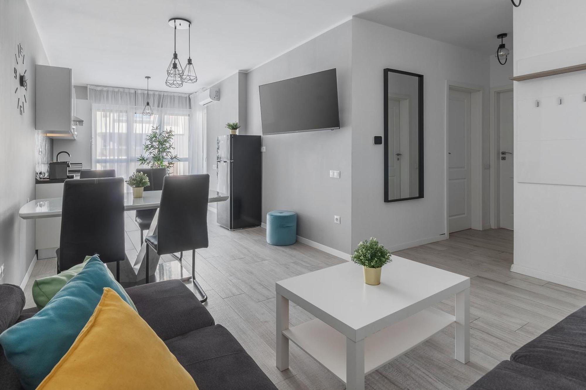 Ceyrat Flat Apartment Oradea Exterior foto
